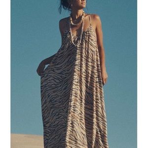 SPELL’S Banksia Strappy in XL. Tags still on. Never worn.